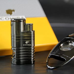 Bộ phụ kiện bật lửa kèm bấm và dao cắt