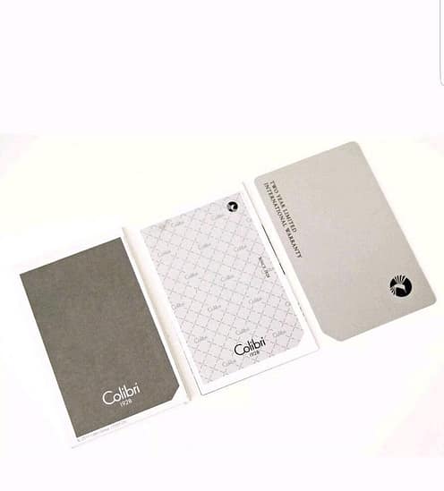 Giấy chứng nhận sản phẩm chính hãng và thẻ bảo hành của sản phẩm